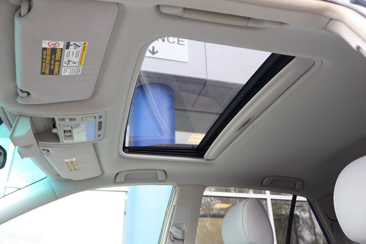 Used 2004 Lexus RX 330 AWD image 21