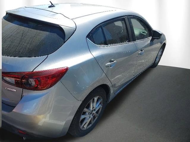 Used 2015 MAZDA MAZDA3 i Touring FWD image 16