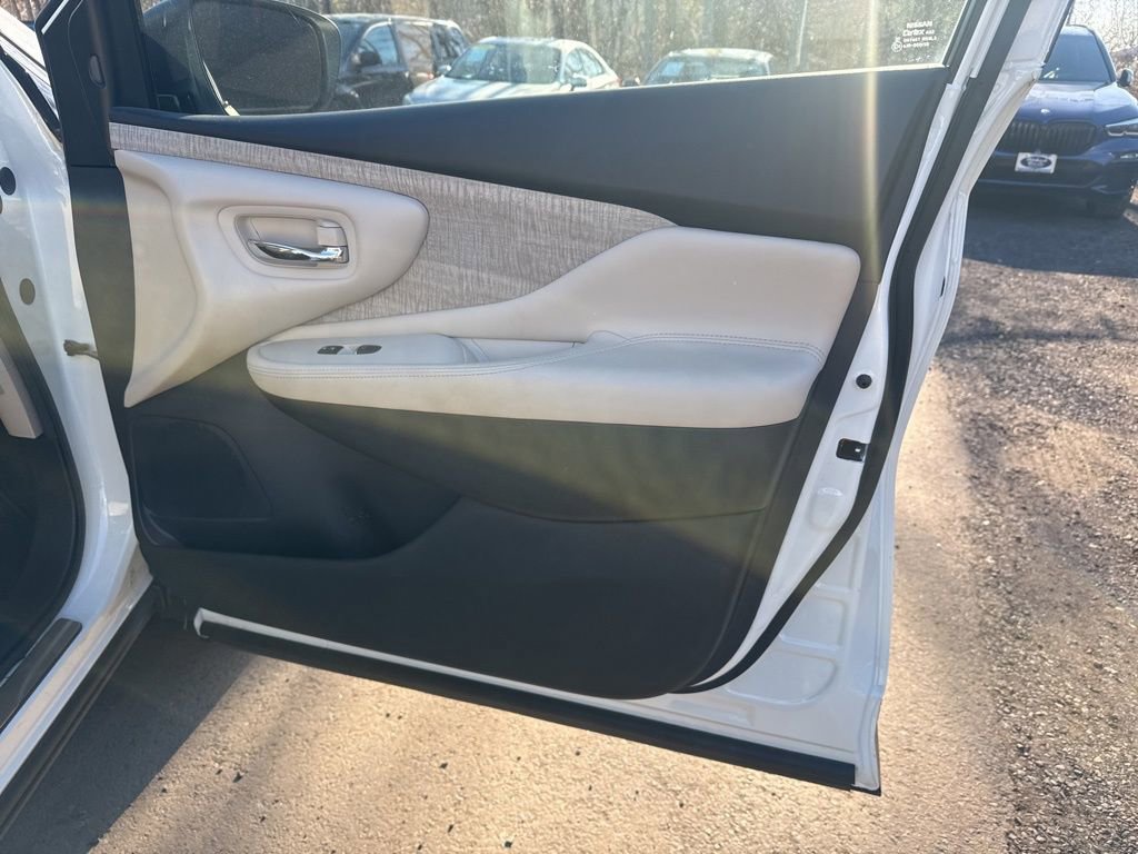 Used 2020 Nissan Murano SL w/ Moonroof Package image 44