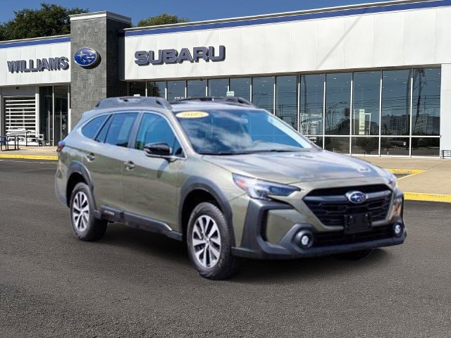 Used 2025 Subaru Outback Premium