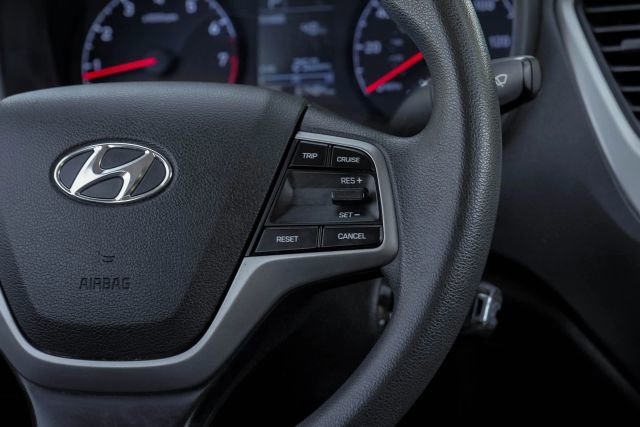 Used 2020 Hyundai Accent SE image 23