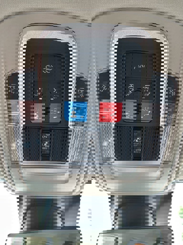 New 2025 RAM 2500 Limited image 25