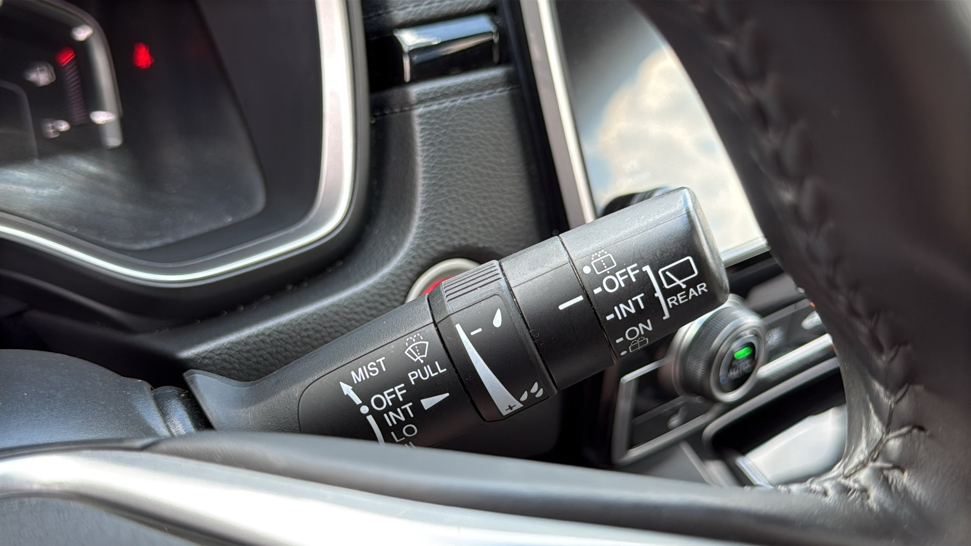 Used 2021 Honda CR-V EX-L image 18