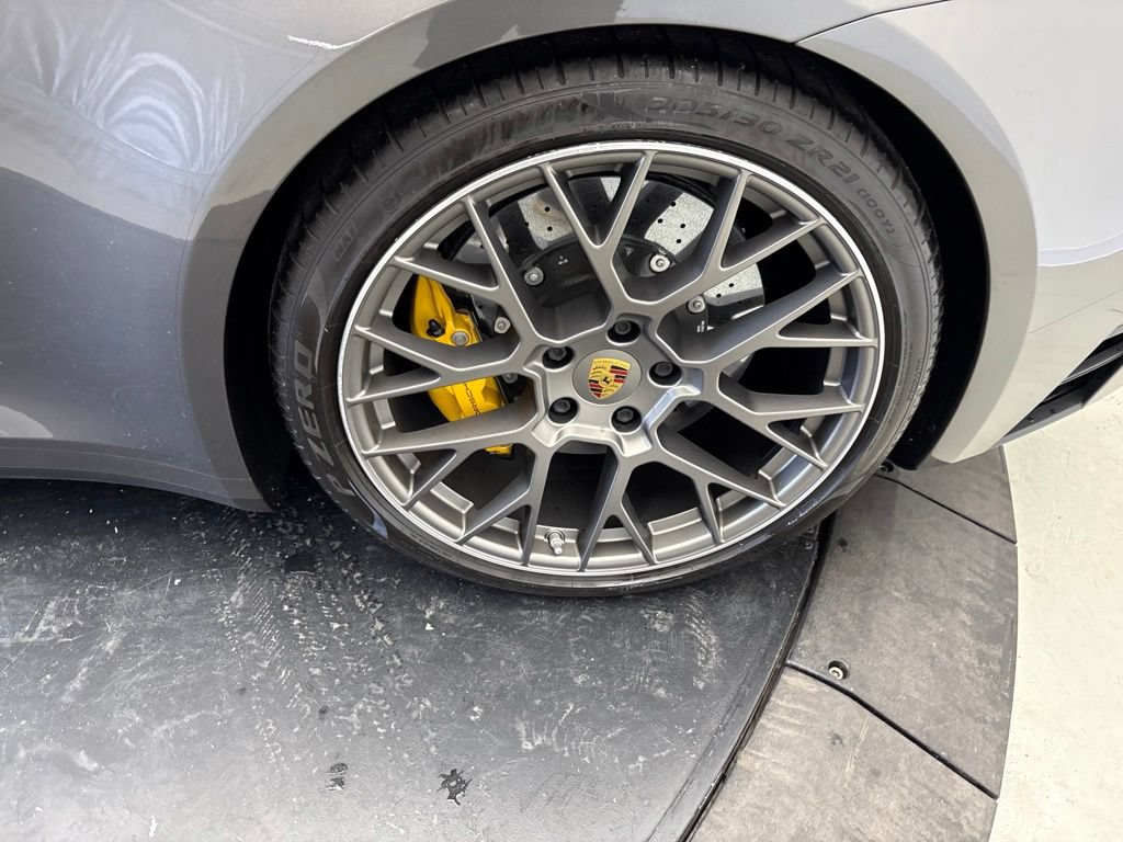 Certified 2022 Porsche 911 Targa 4S AWD/4WD image 15