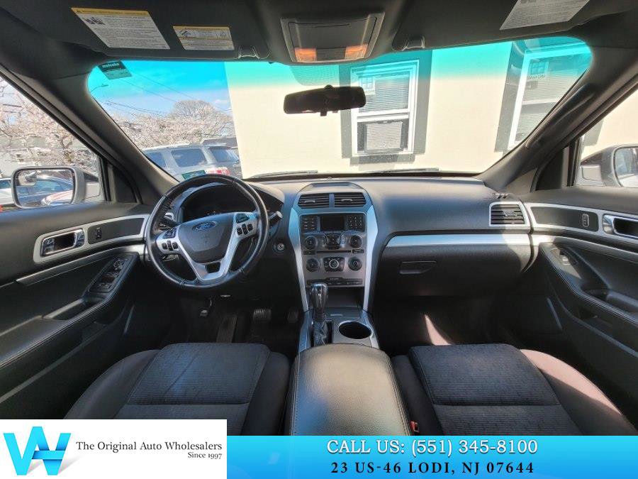 Used 2012 Ford Explorer XLT image 9