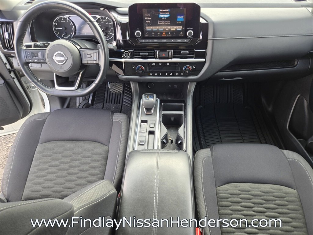 Used 2022 Nissan Pathfinder SV image 15