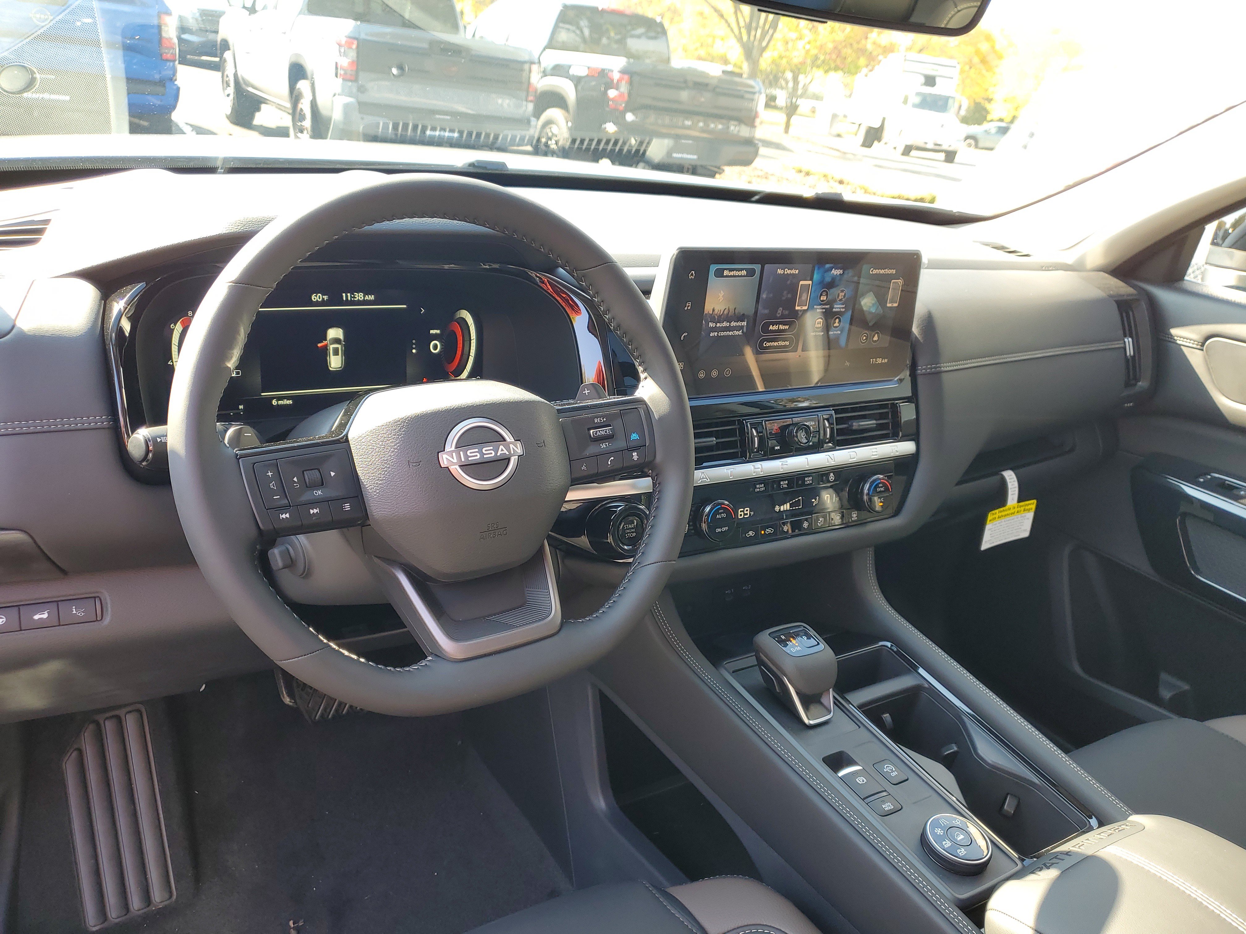 New 2026 Nissan Pathfinder Platinum AWD/4WD image 8