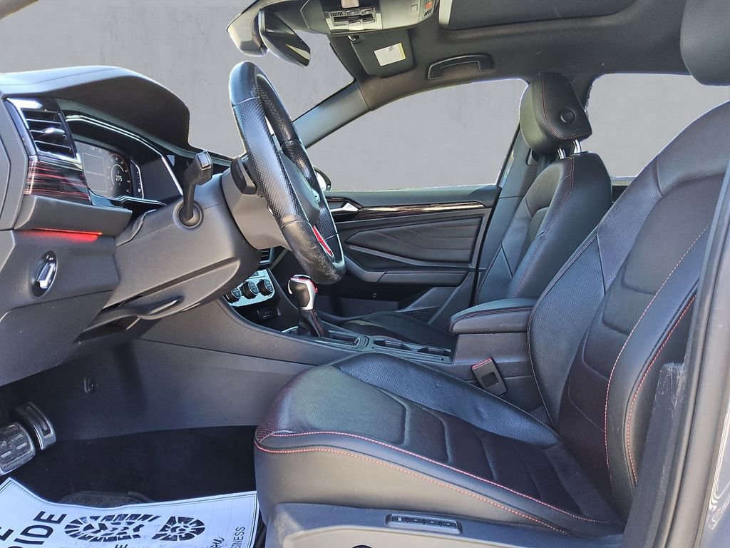 Used 2022 Volkswagen Jetta GLI Autobahn w/ GLI Black Package image 9