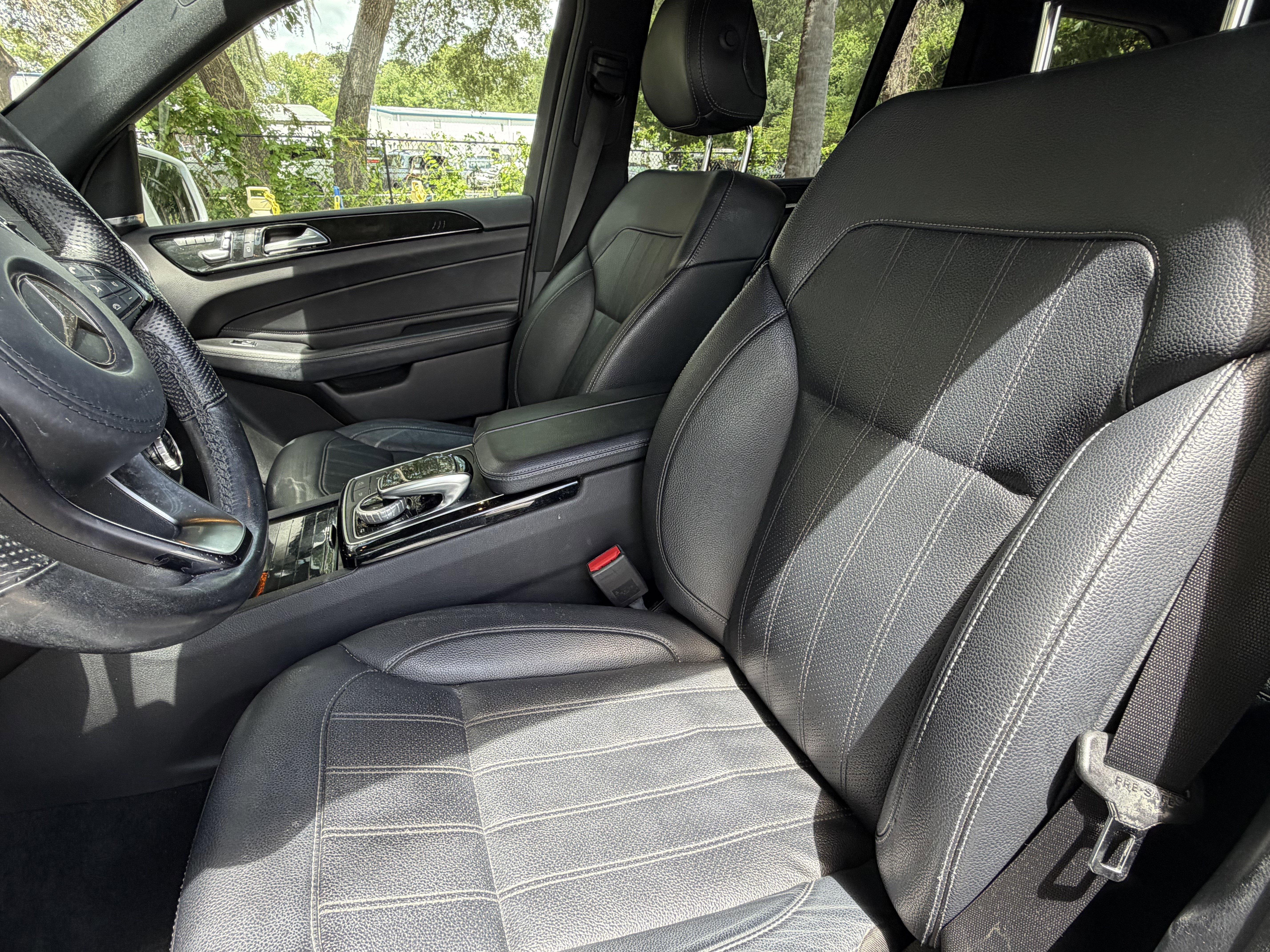 Used 2017 Mercedes-Benz GLS 450 4MATIC image 17