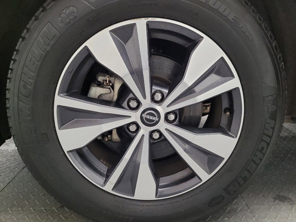 Used 2023 Nissan Murano SV image 31