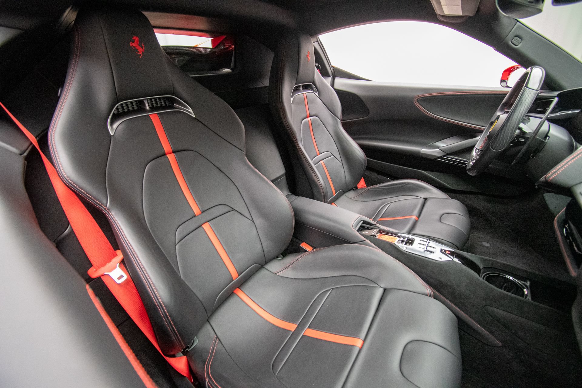 Used 2022 Ferrari SF90 Stradale AWD/4WD image 13