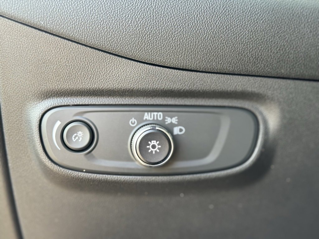 Used 2022 Chevrolet Equinox LT image 20