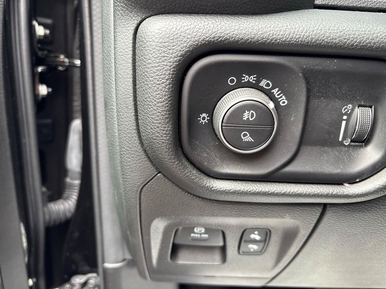 Used 2022 RAM 1500 Big Horn AWD/4WD image 20
