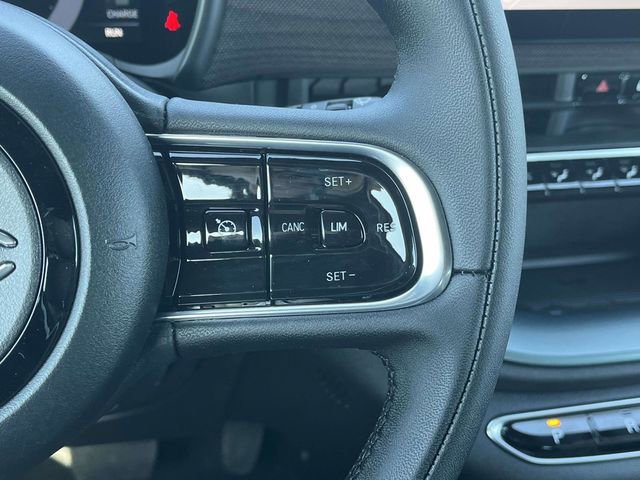 New 2025 FIAT 500 e image 19