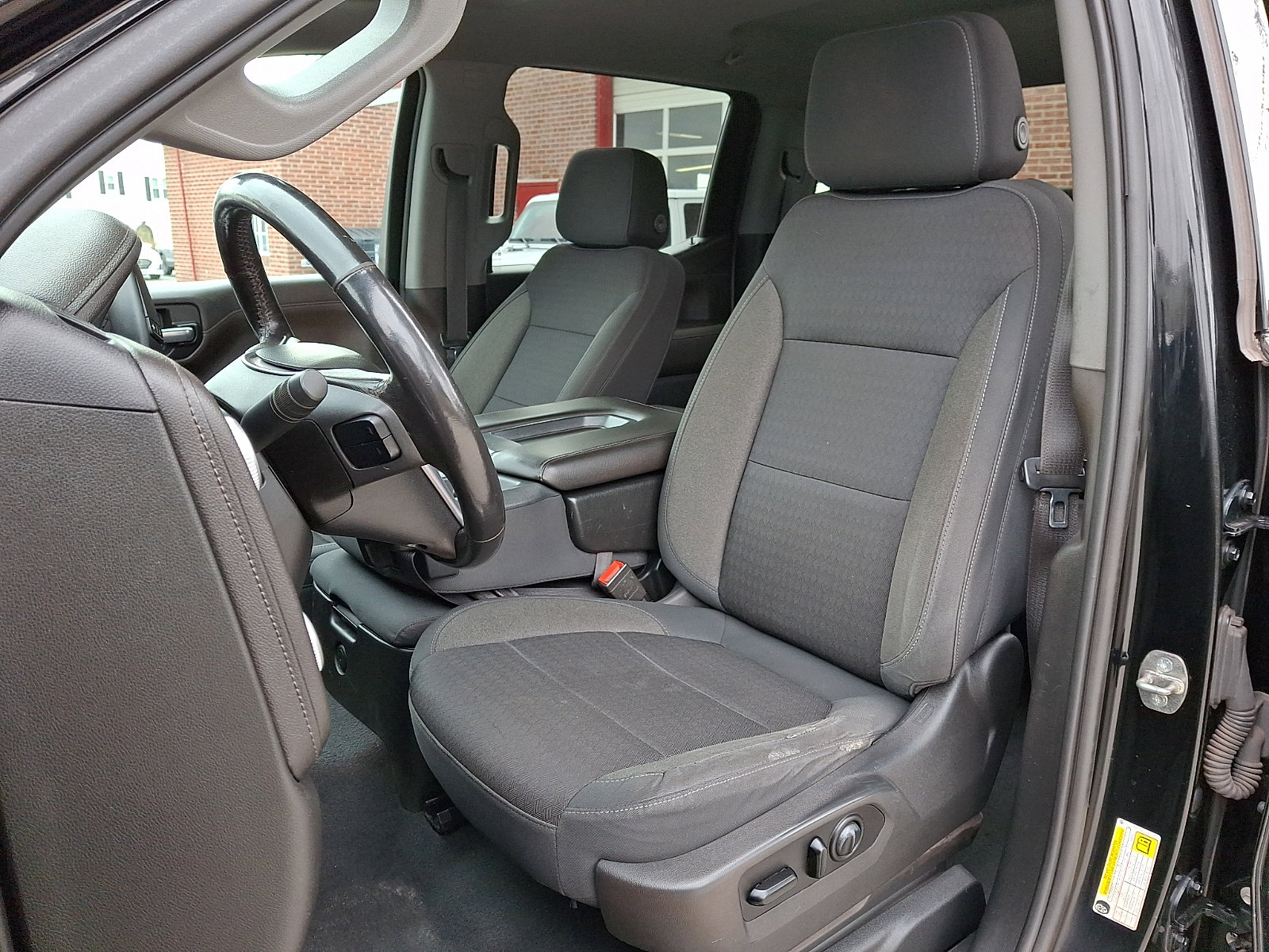 Used 2020 GMC Sierra 1500 SLE w/ X31 Off-Road Package image 14