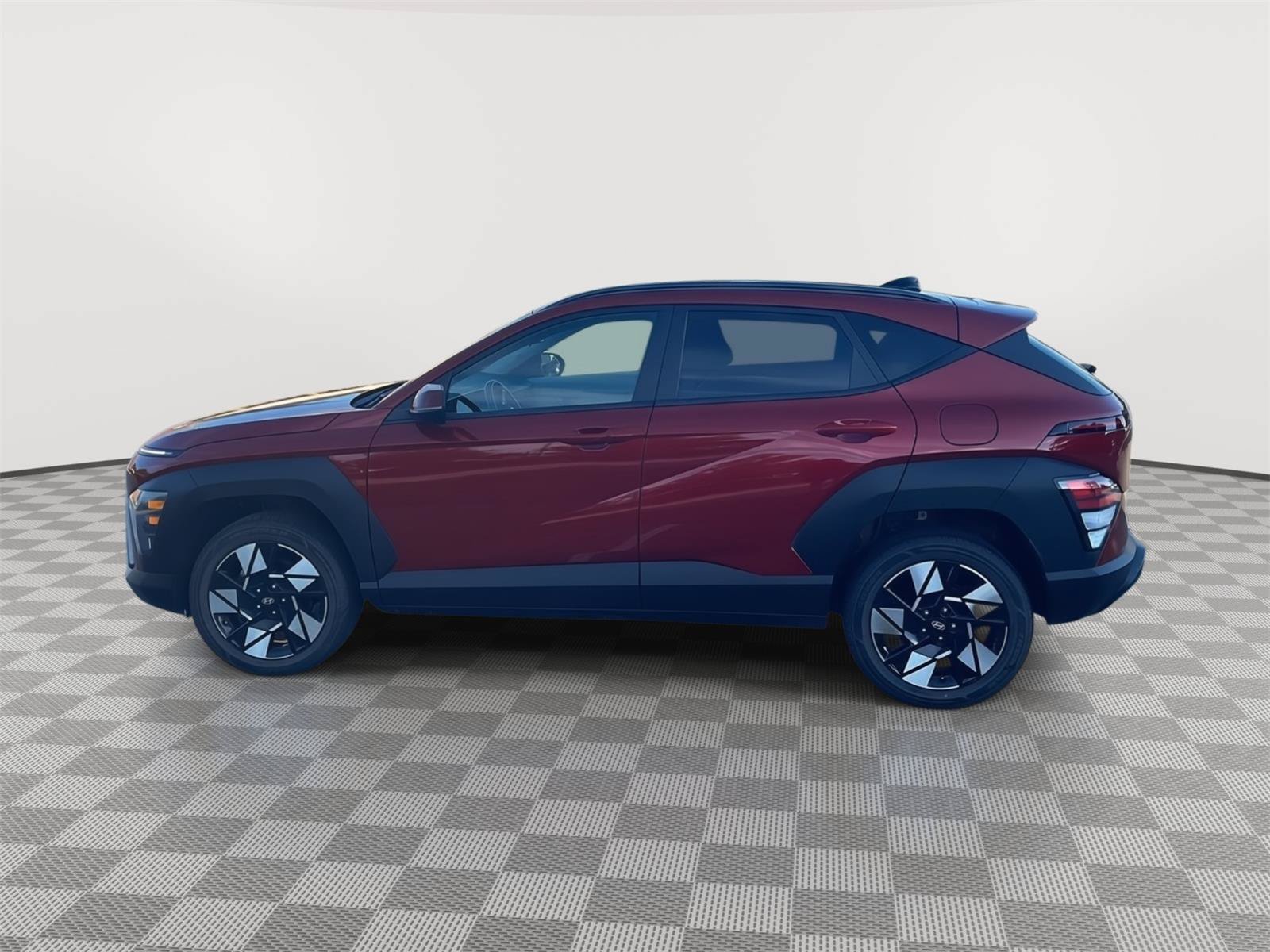 Certified 2025 Hyundai Kona SEL AWD/4WD image 9