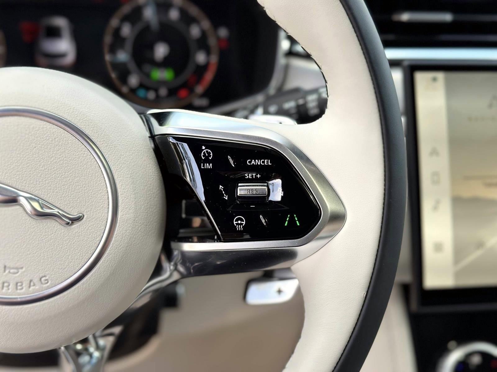 New 2026 Jaguar F-PACE R-Dynamic S AWD/4WD image 22