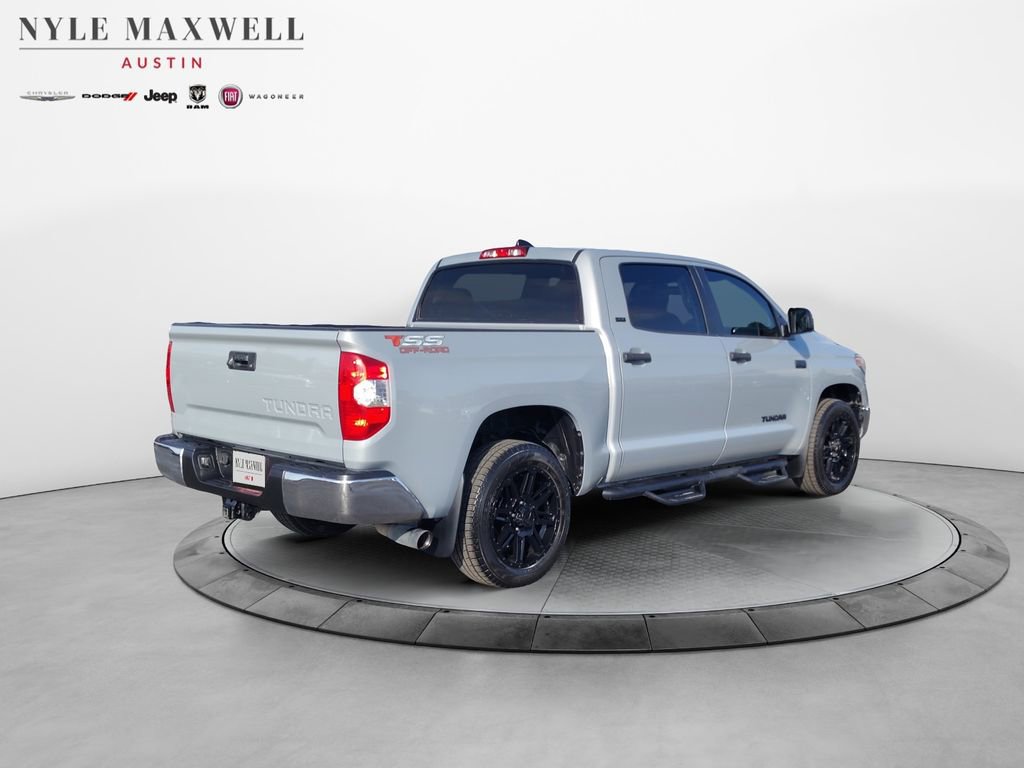 Used 2020 Toyota Tundra SR5 w/ SR5 Upgrade Package image 15