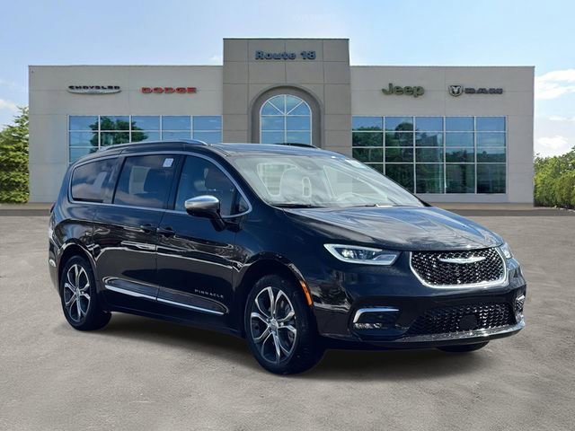 New 2026 Chrysler Pacifica Pinnacle AWD/4WD image 1