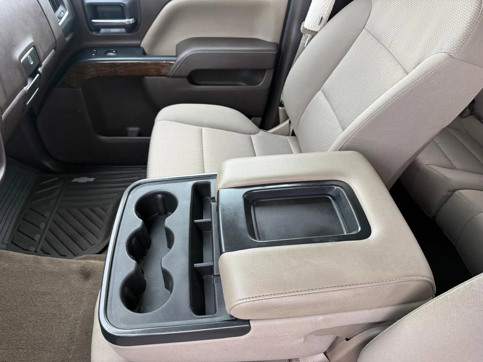 Used 2015 Chevrolet Silverado 1500 LT AWD/4WD image 13