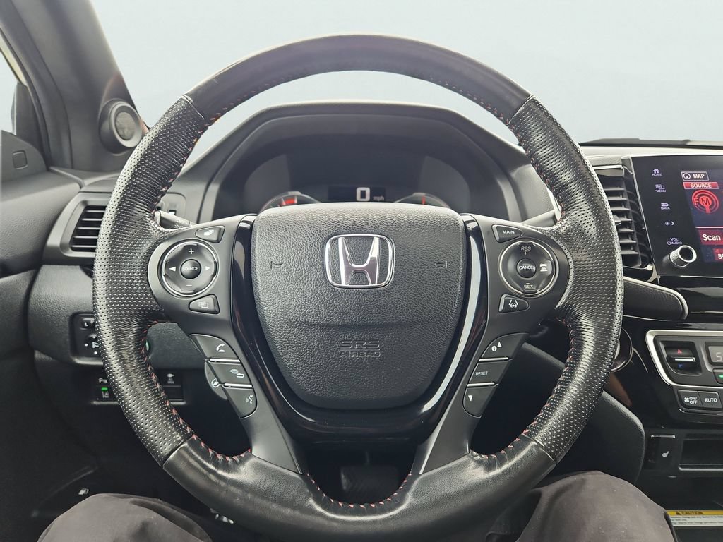 Certified 2021 Honda Ridgeline Black Edition image 32