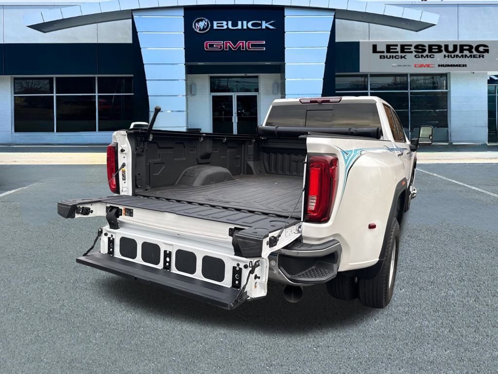 Used 2023 GMC Sierra 3500 Denali image 69