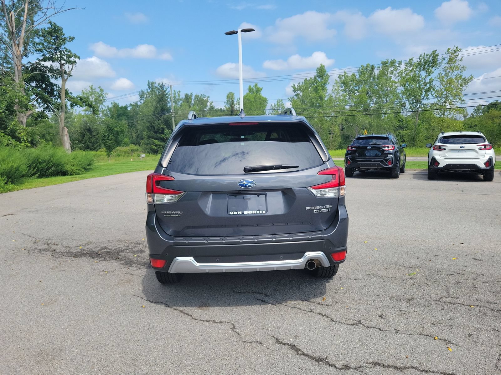 Certified 2023 Subaru Forester Touring AWD/4WD image 4