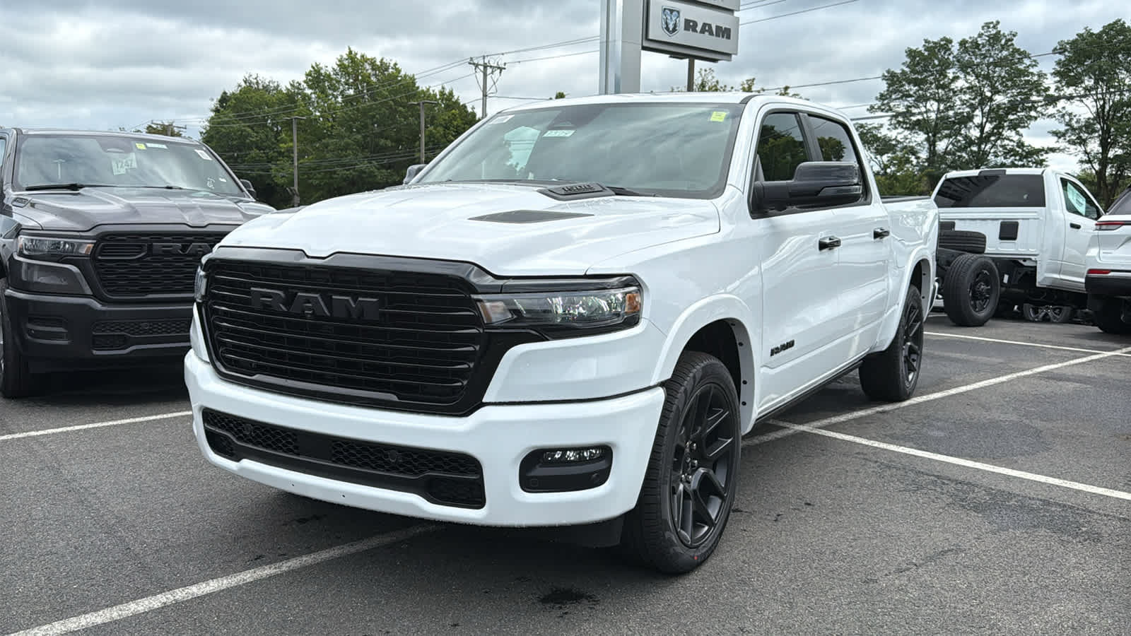 New 2027 RAM 1500 Laramie w/ Night Edition AWD/4WD image 3