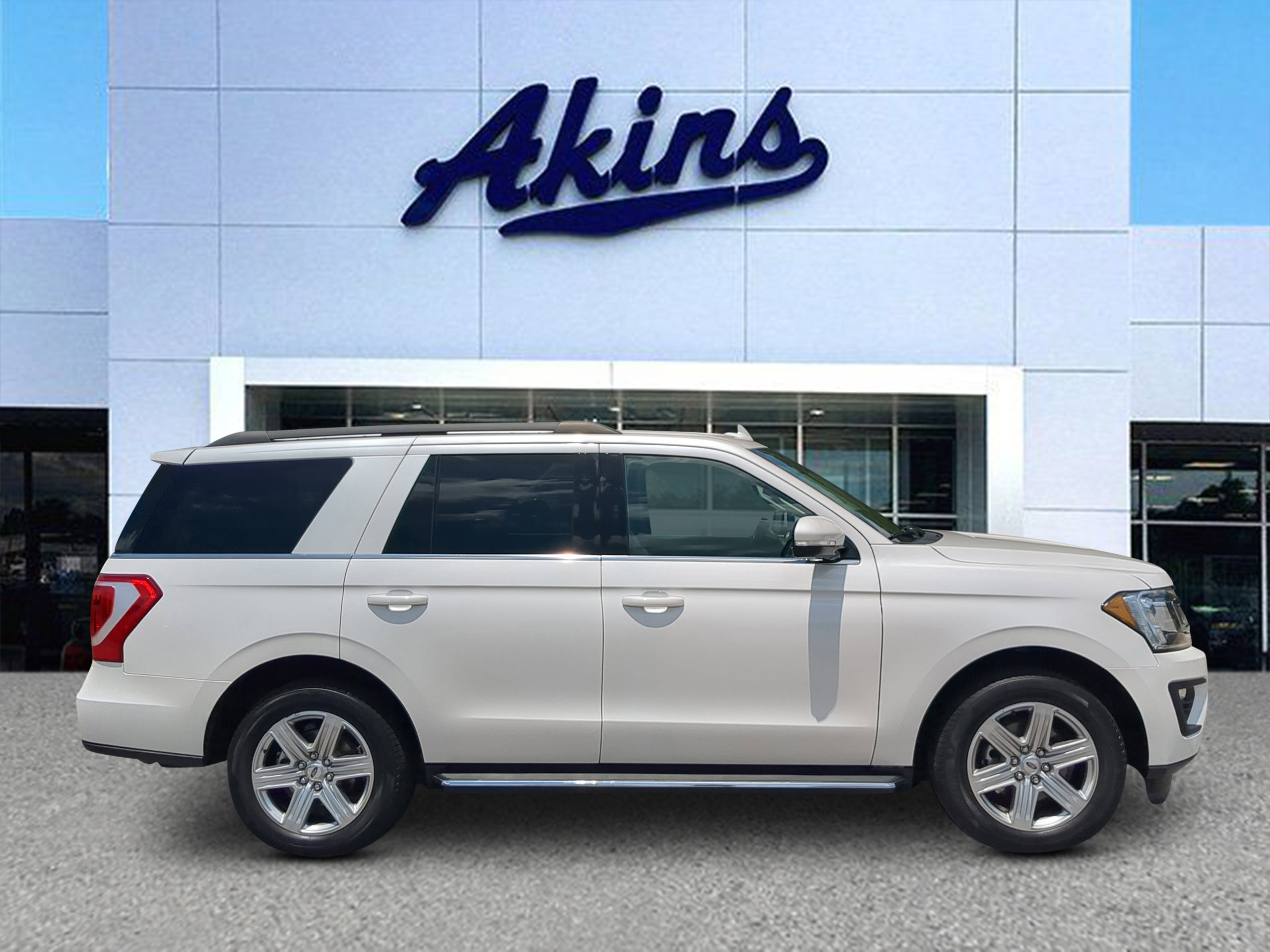 Certified 2019 Ford Expedition XLT w/ Equipment Group 202A