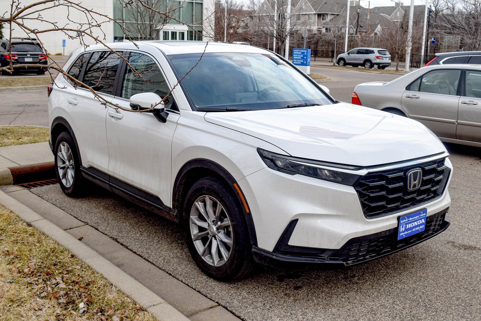 Certified 2025 Honda CR-V EX image 4