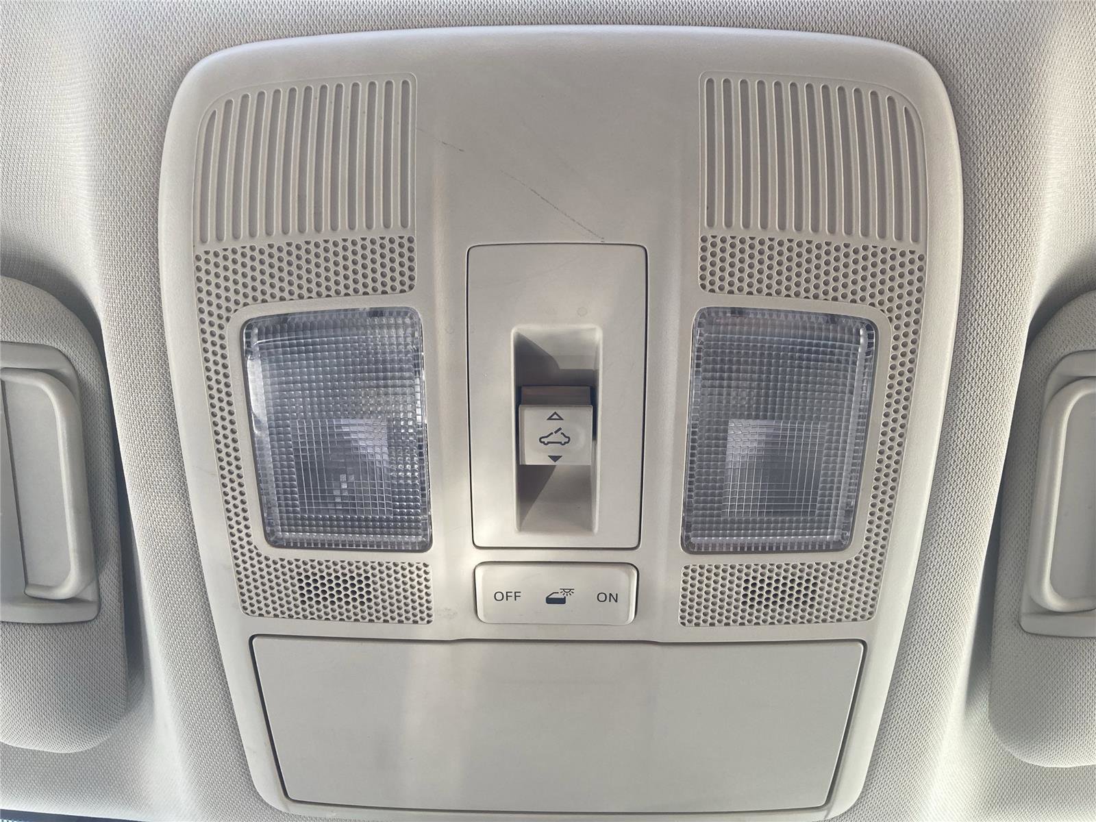 Used 2019 MAZDA CX-5 Touring image 23