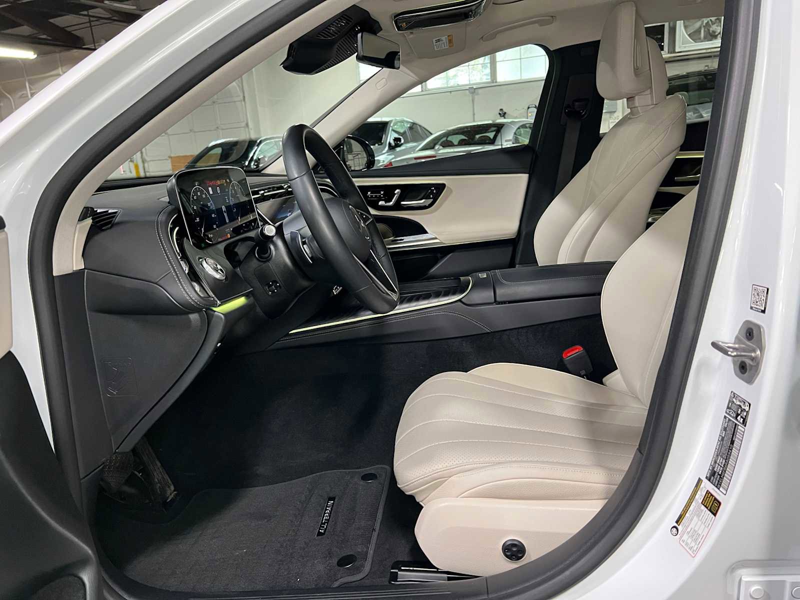 Used 2024 Mercedes-Benz E 450 4MATIC All-Terrain Wagon image 23