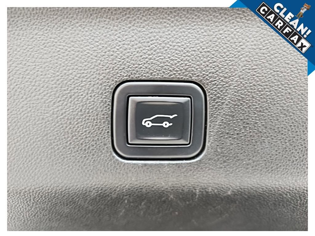 Used 2023 GMC Yukon XL Denali AWD/4WD image 60