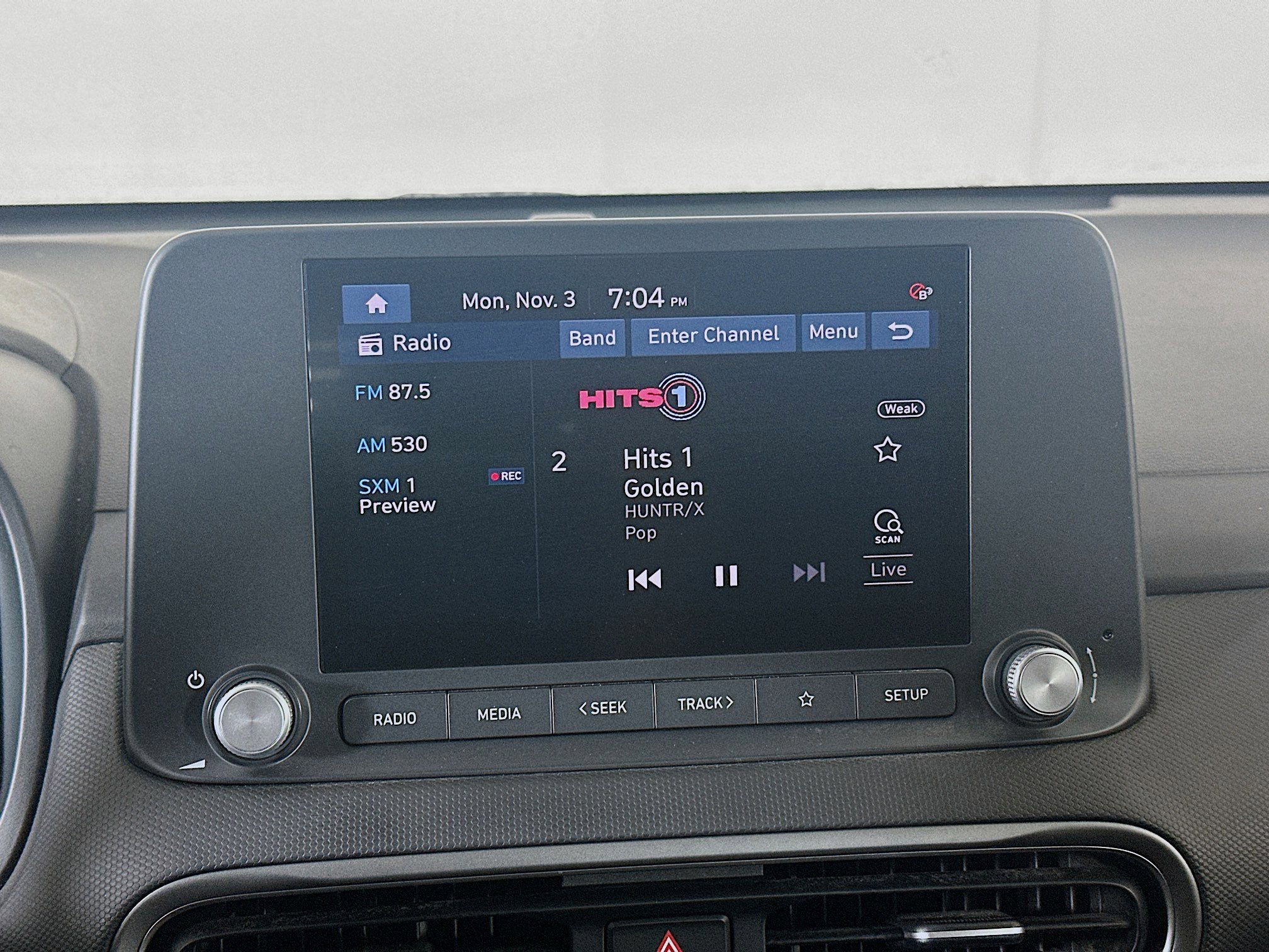 Used 2023 Hyundai Kona SE image 21