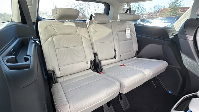 New 2026 Lincoln Navigator L Reserve image 13