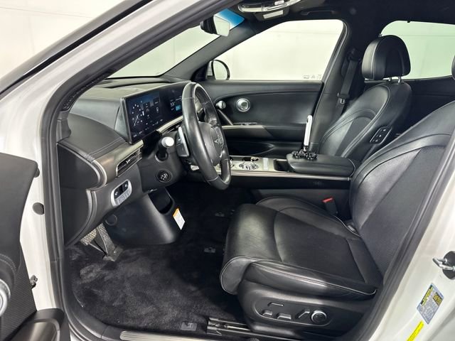 Used 2023 Genesis GV60 Advanced image 11