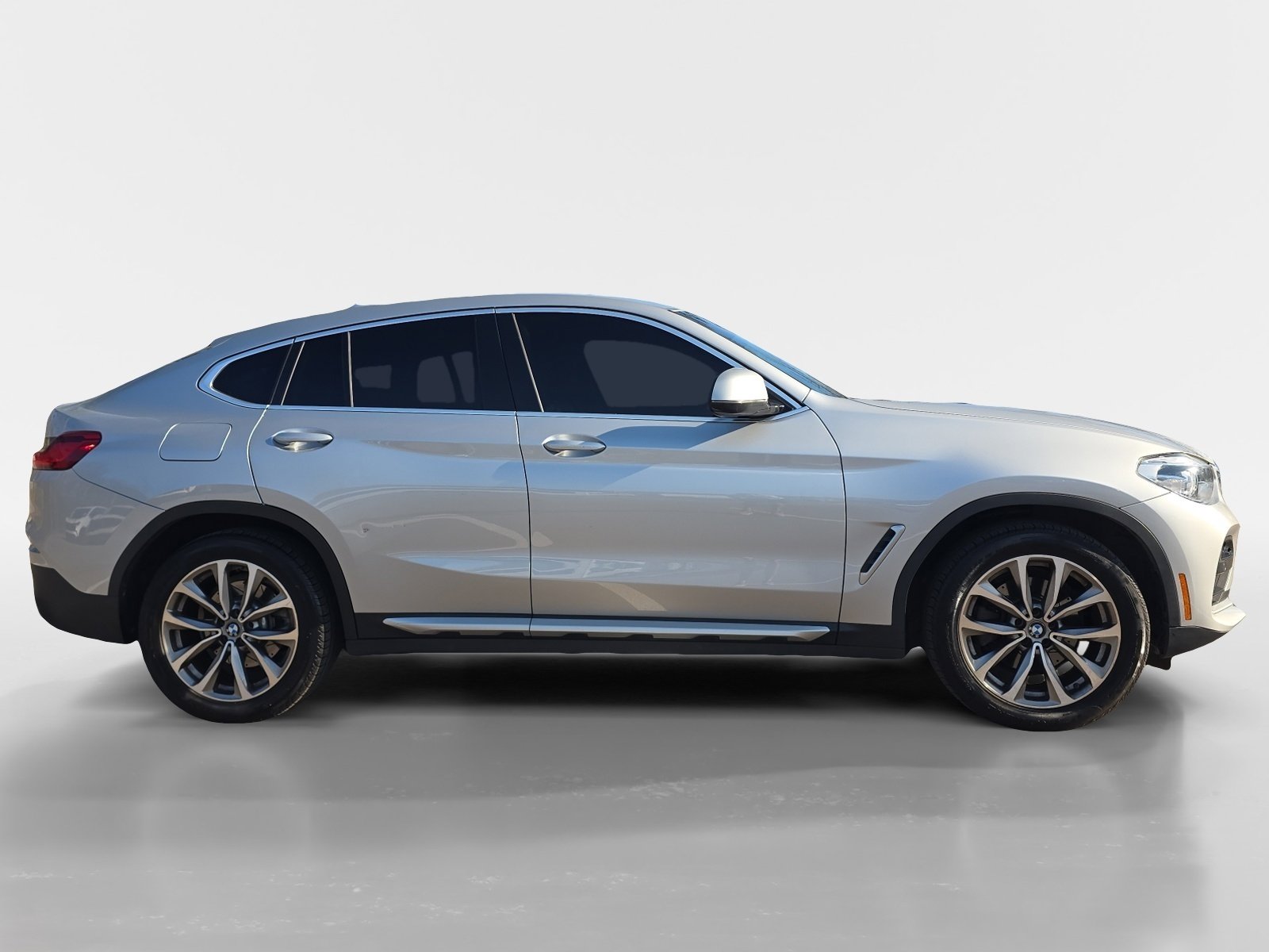 Used 2019 BMW X4 xDrive30i w/ Convenience Package image 6