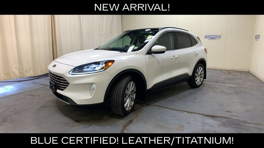 Certified 2022 Ford Escape Titanium w/ Titanium Elite Package AWD/4WD image 47