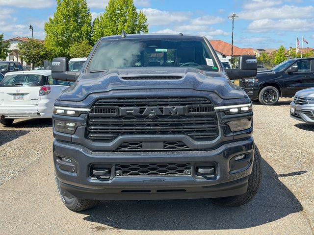 New 2026 RAM 2500 Laramie w/ Night Edition AWD/4WD video 3