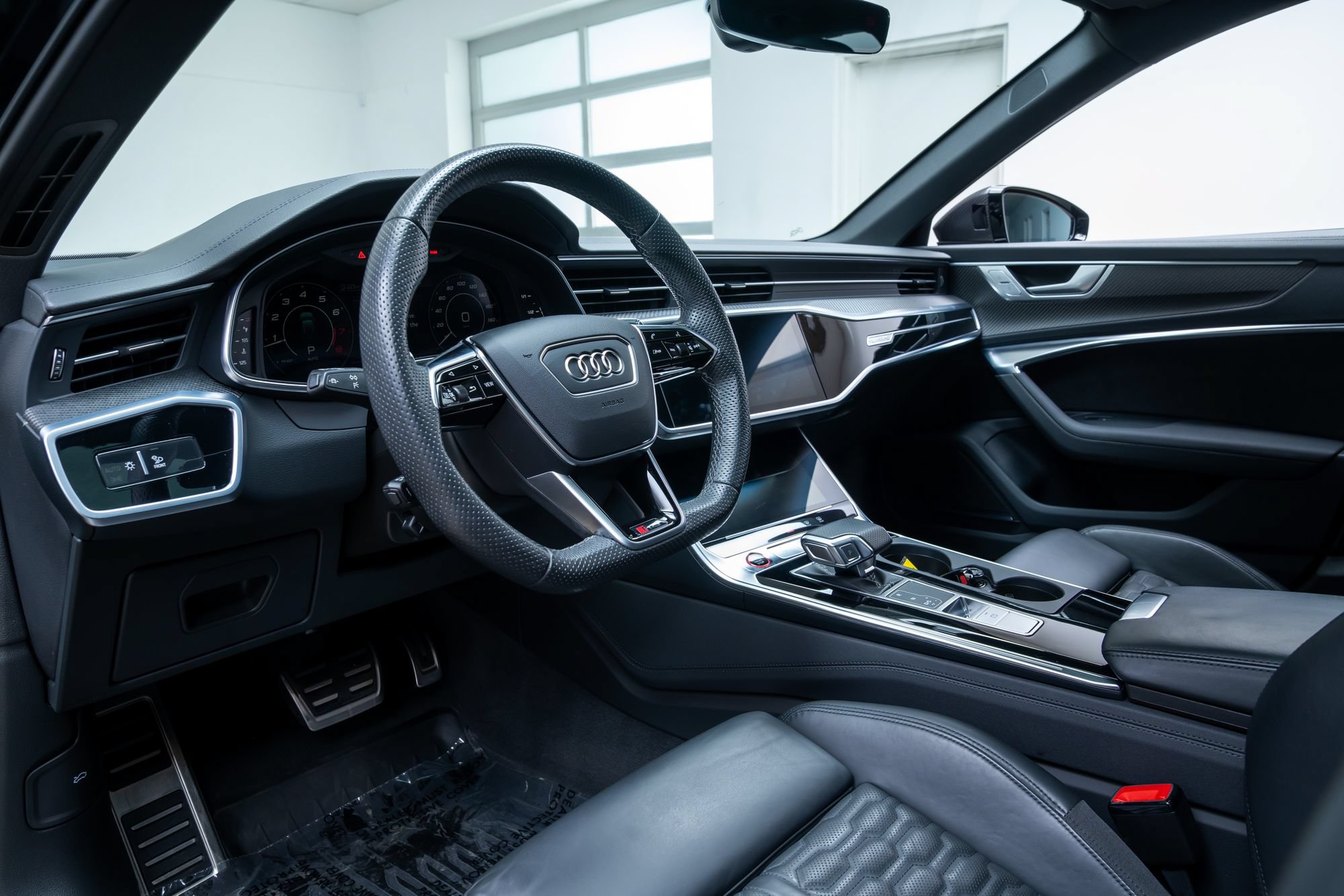 Used 2024 Audi RS 6 performance AWD/4WD image 22