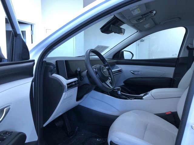 Used 2025 Hyundai Tucson SEL FWD image 11