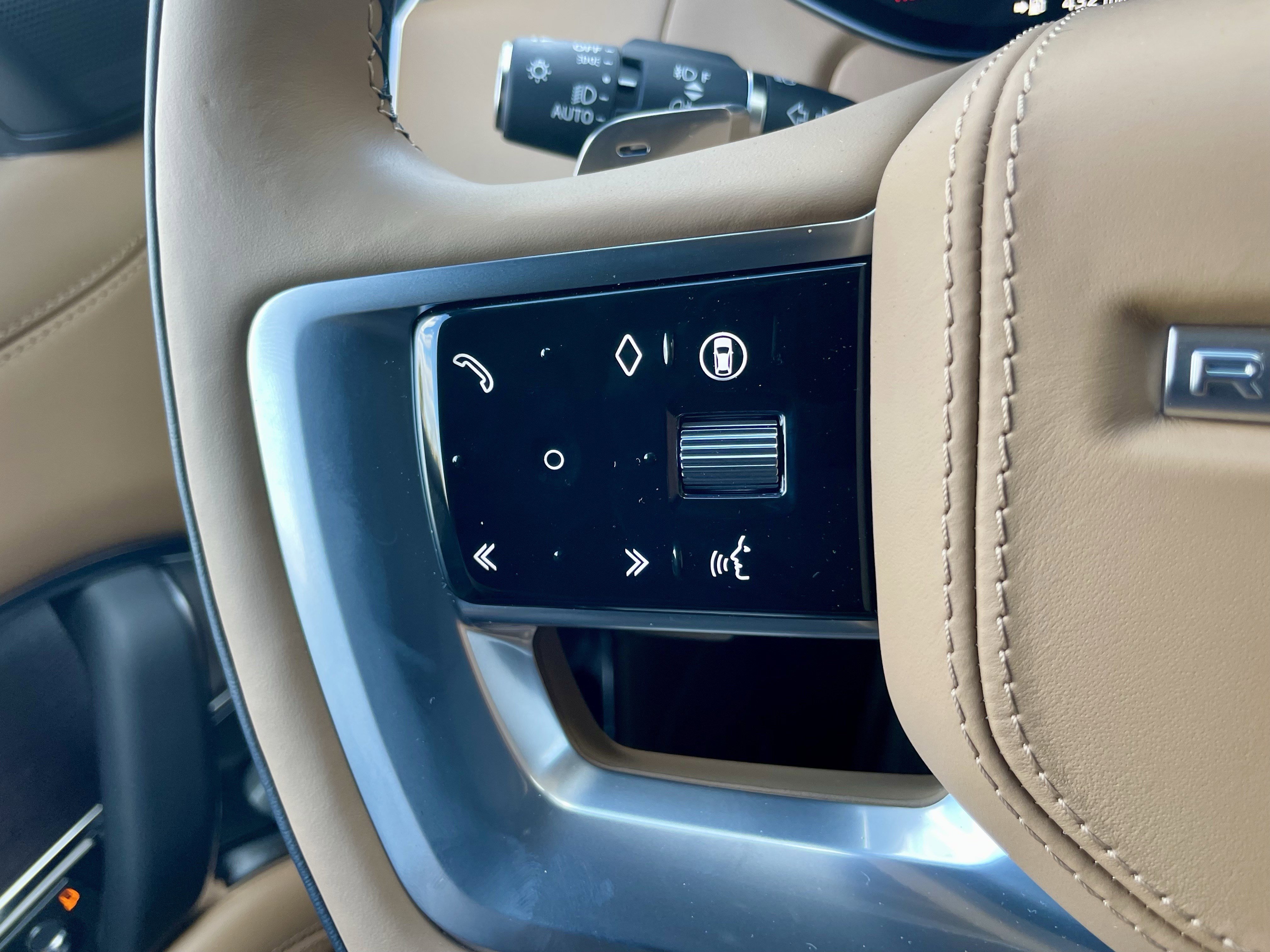 New 2026 Land Rover Range Rover SE image 23