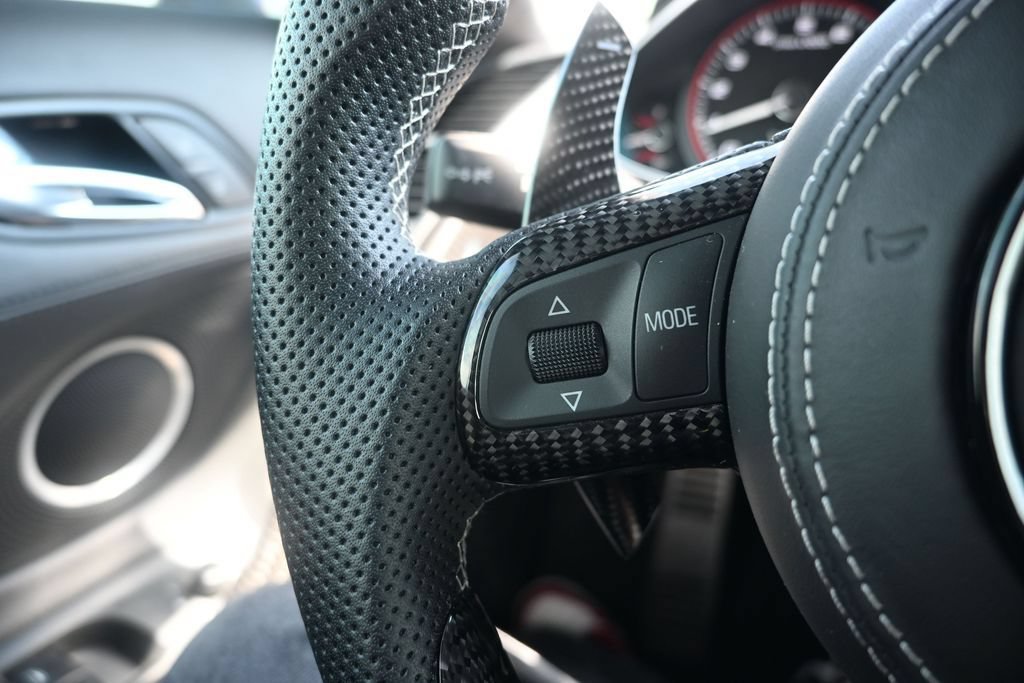 Used 2011 Audi R8 V10 AWD/4WD image 23