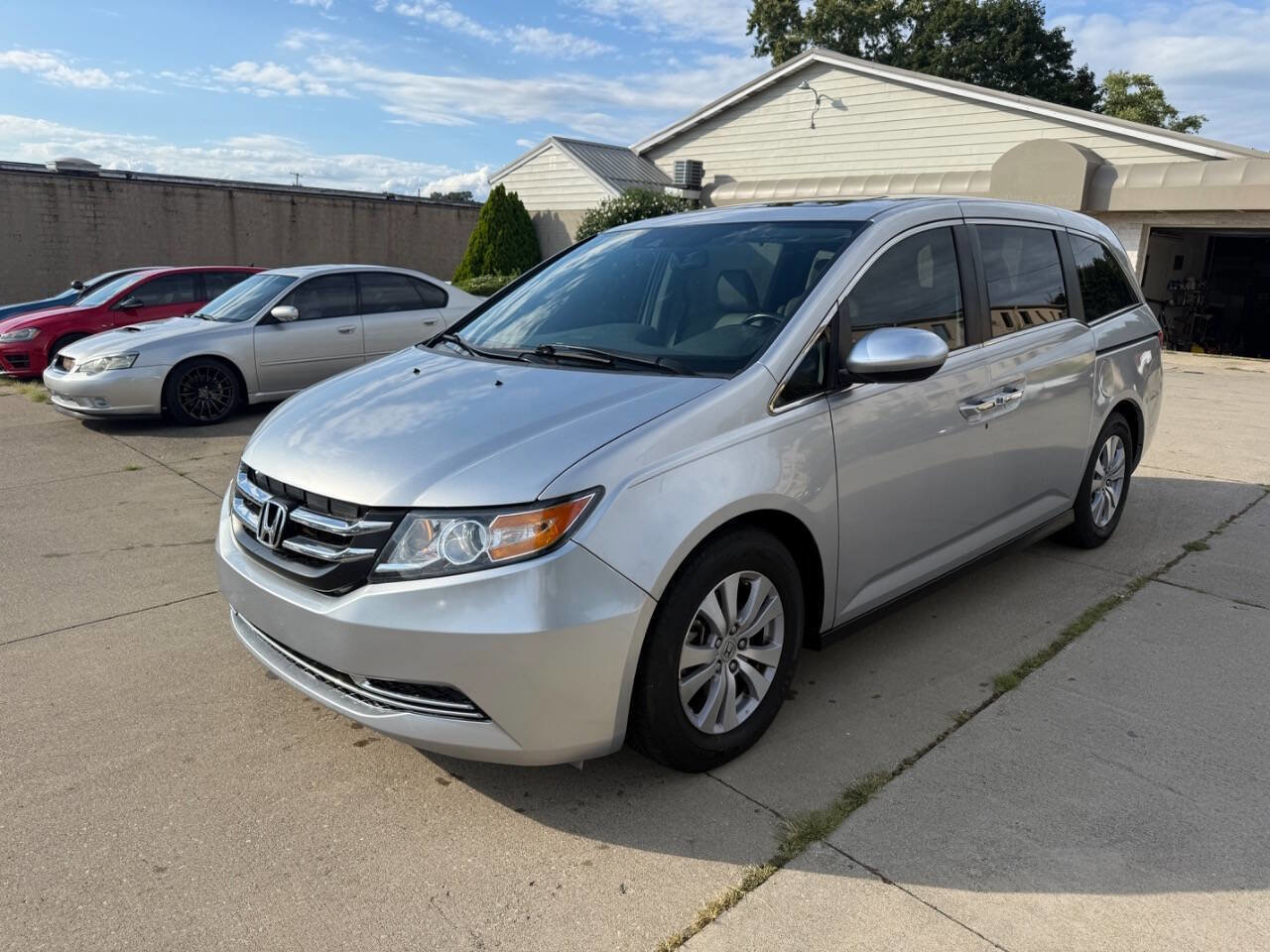 Used 2014 Honda Odyssey EX-L image 2