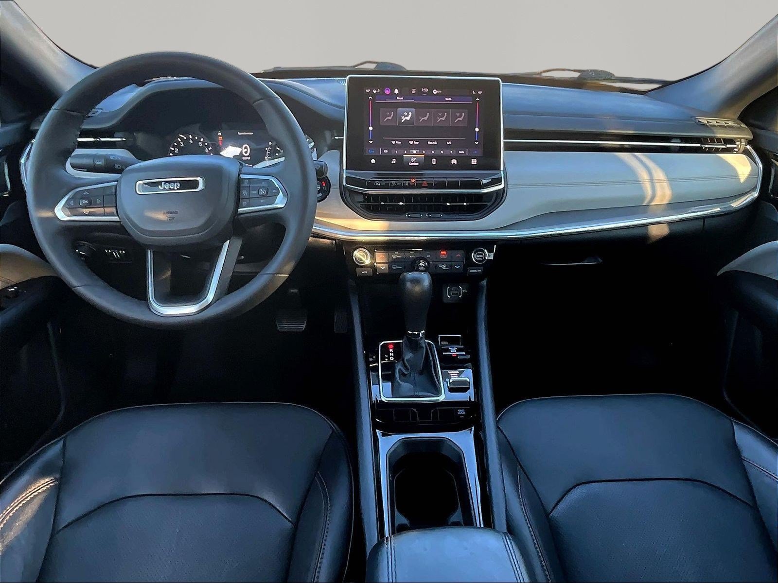 Used 2023 Jeep Compass Limited w/ Elite Group AWD/4WD image 7