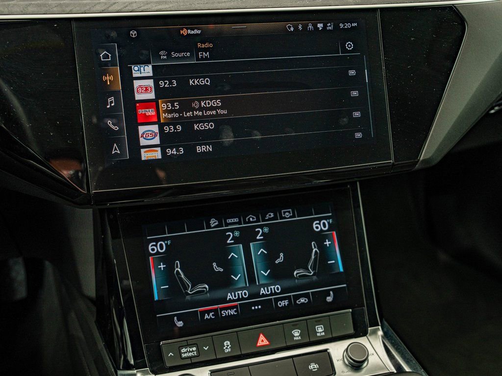 Used 2021 Audi e-tron Premium w/ Convenience Plus Package AWD/4WD image 24