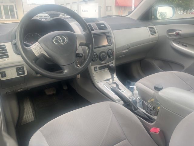 Used 2013 Toyota Corolla LE FWD image 8