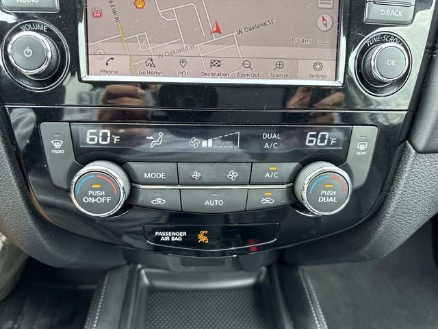 Used 2018 Nissan Rogue SL image 26