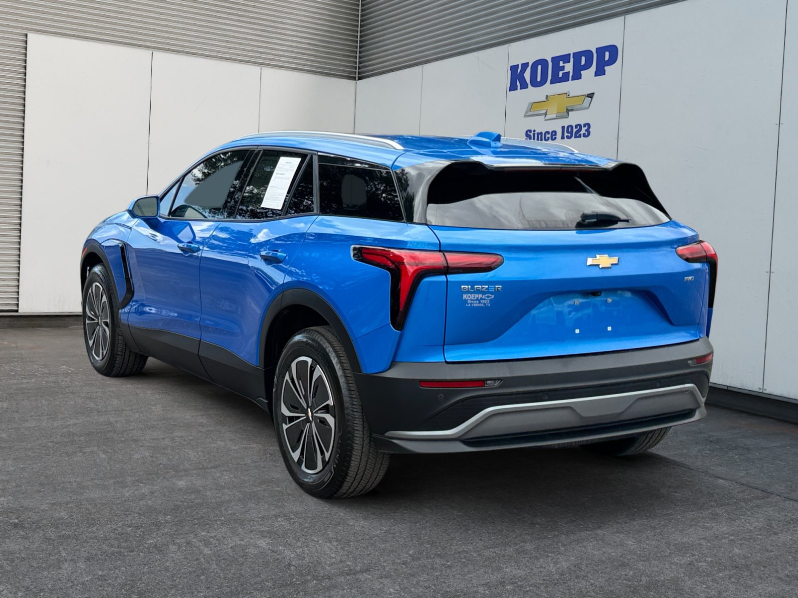 Used 2024 Chevrolet Blazer EV LT AWD/4WD image 3