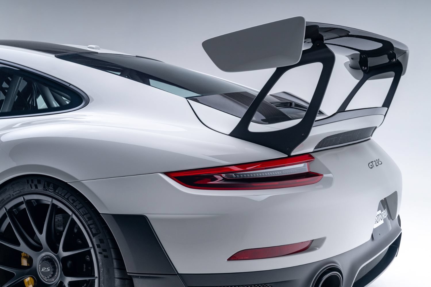 Used 2018 Porsche 911 GT2 RS RWD image 39